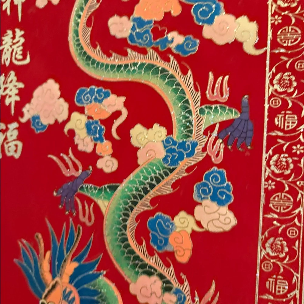 Asian scroll of a dragon